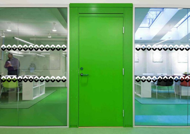 KONTRASTMARKERING 338950 FLÄTA GLAS SVART/VIT 100X1000MM