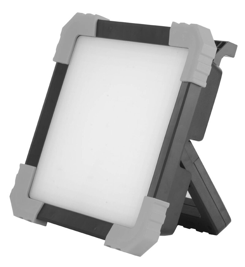ARBETSLAMPA 30W 2400LM